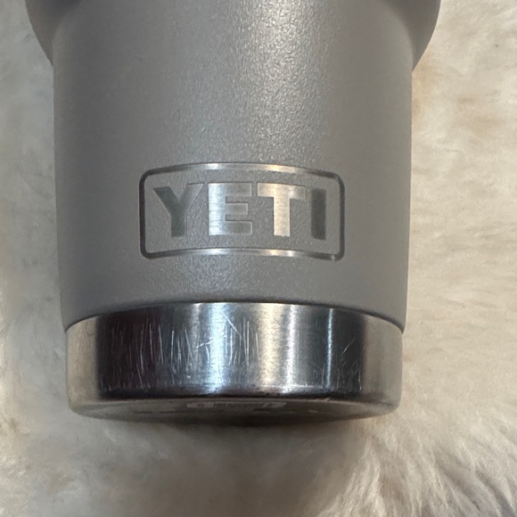 Taupe 30 oz. YETI Rambler Tumbler - Picture 2 of 9